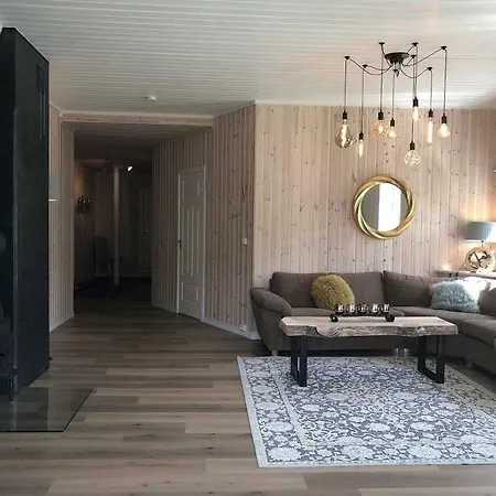 Kvaernesodden Gjestgiverier Åkrestrømmen